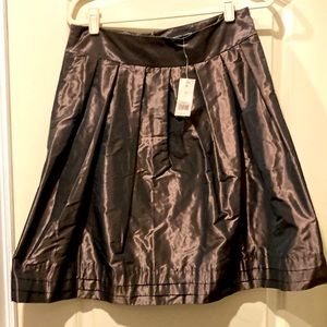 Gorgeous A-line taffeta skirt.